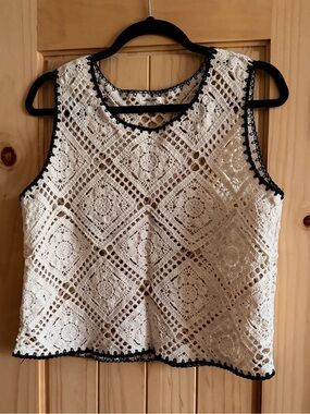 Crochet Tank Top Cream with Black Trim Unlined by Ultra Pink Size Medium Boho